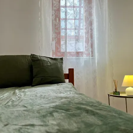 דירה Cottage Apartman Gyula *