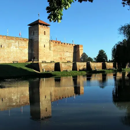 דירה Cottage Apartman Gyula *