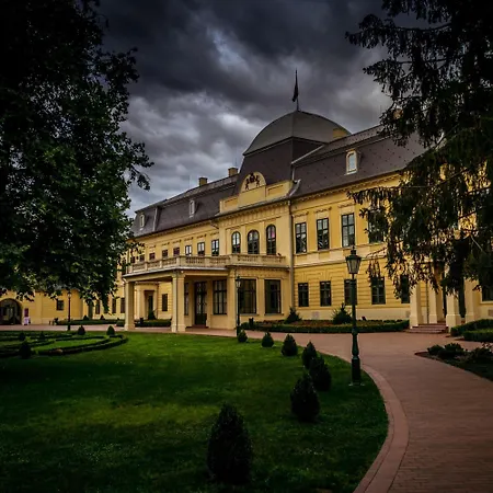 Cottage Apartman Gyula * Gyula